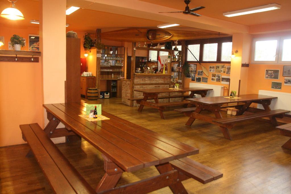 Hostel Boathouse Prag Dış mekan fotoğraf