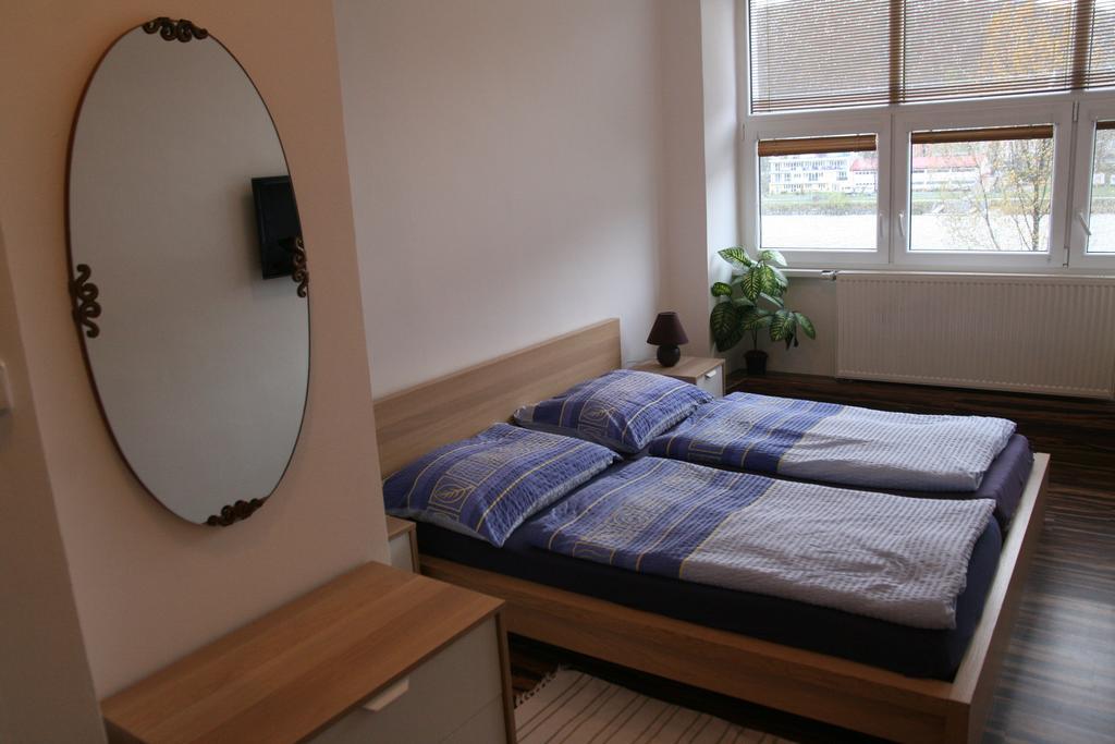 Hostel Boathouse Prag Dış mekan fotoğraf